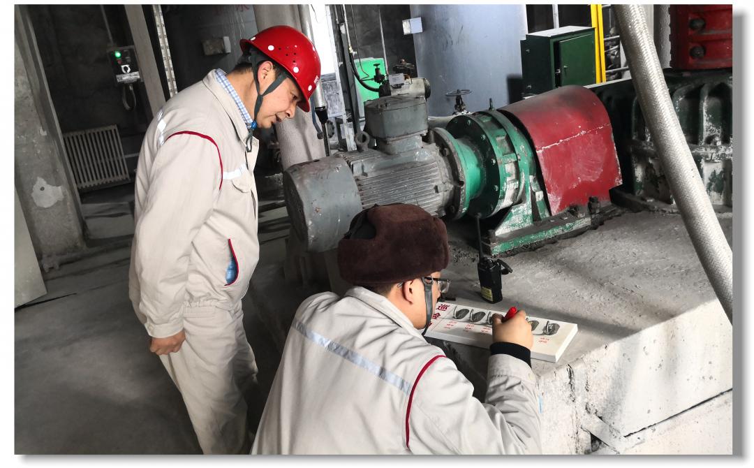 集團(tuán)安環(huán)部督導(dǎo)小組奔赴新疆宜化開展工作(圖3) 集團(tuán)安環(huán)部督導(dǎo)小組奔赴新疆宜化開展工作(圖3)