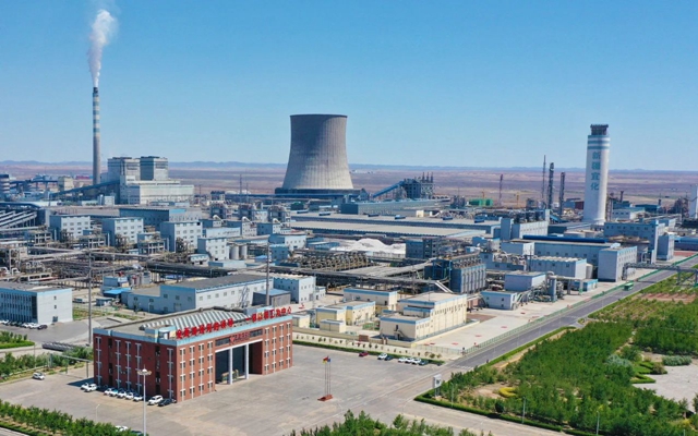 新疆宜化尿素裝置顆粒冷卻器正式投運(yùn)(圖1)