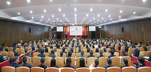 宜化集團黨委理論學習中心組圍繞學習貫徹習近平生態(tài)文明思想舉行集體（擴大）學習