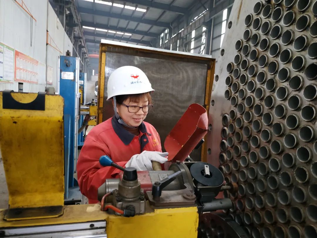 【風(fēng)采】潛心鉆研新技術(shù) 奮力建功新時(shí)代(圖2) 圖片