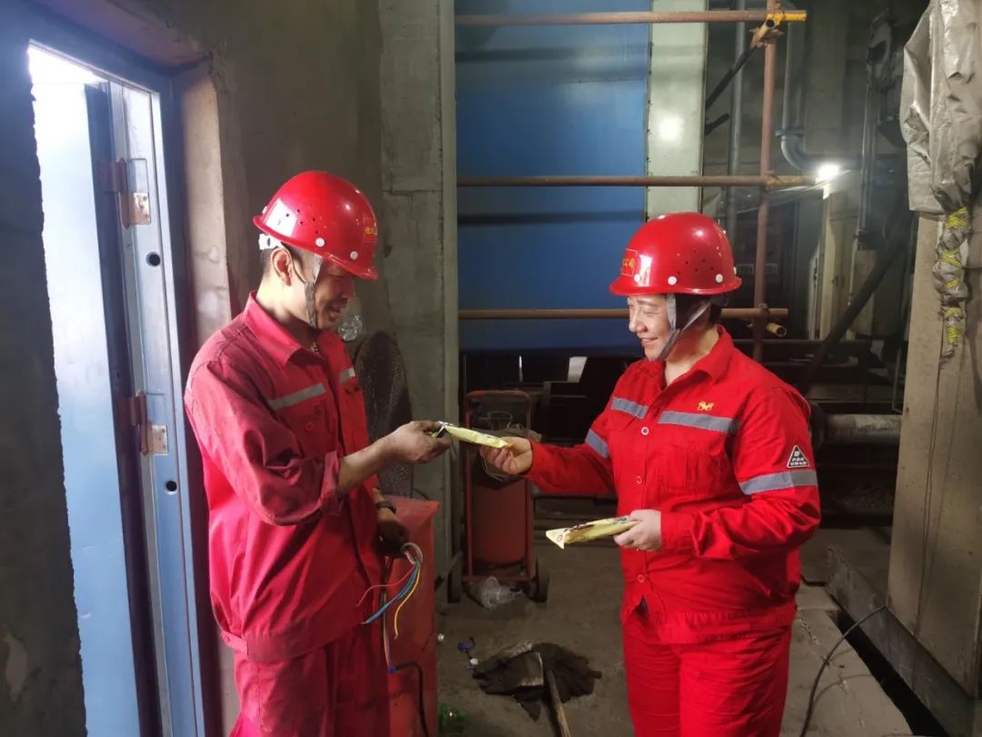 戰(zhàn)高溫 斗酷暑 齊心協(xié)力完成內(nèi)蒙宜化大修(圖3) 圖片