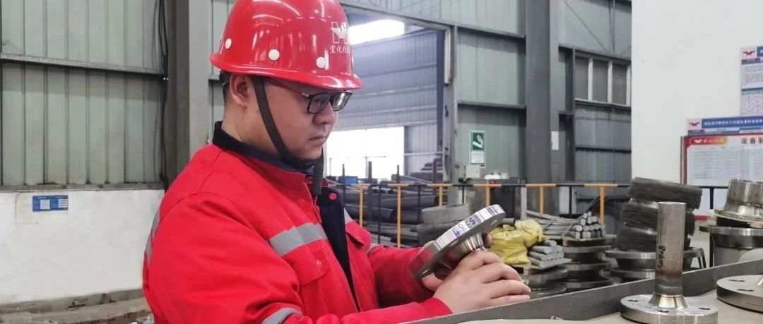 【管理標(biāo)兵】化機(jī)公司黃亞華：扎根一線勤鉆研，履職盡責(zé)勇?lián)?dāng)